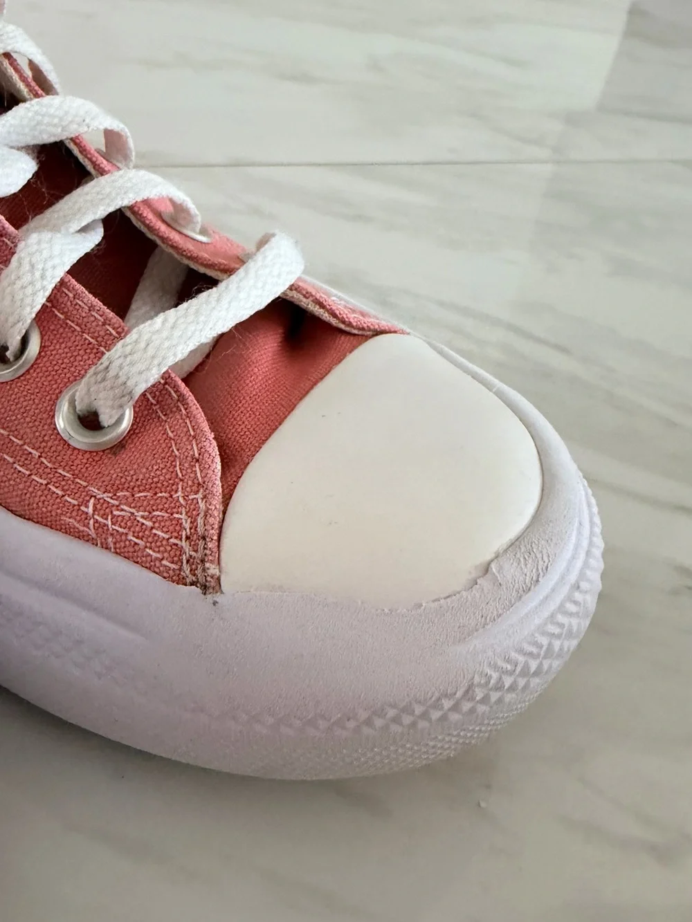 Converse high top